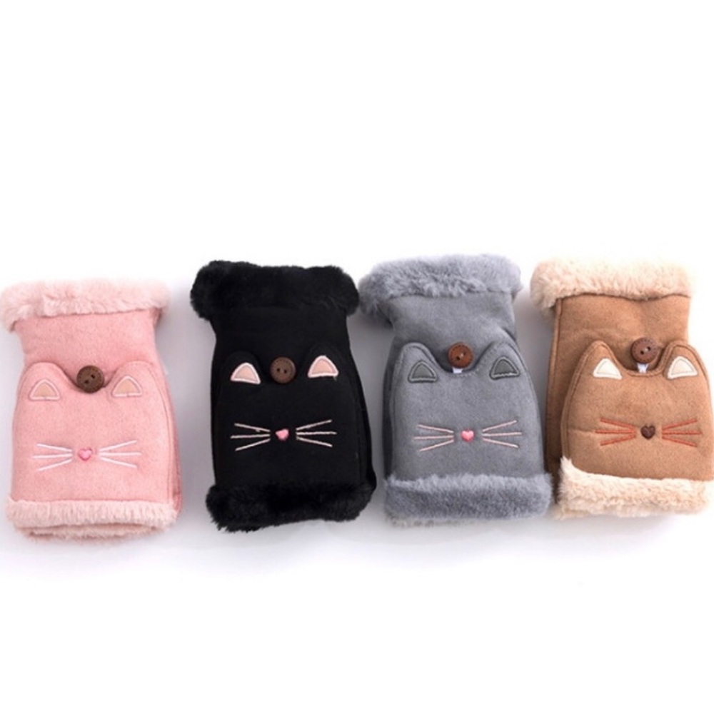 Kitty Button Gloves - Picture 5 of 8